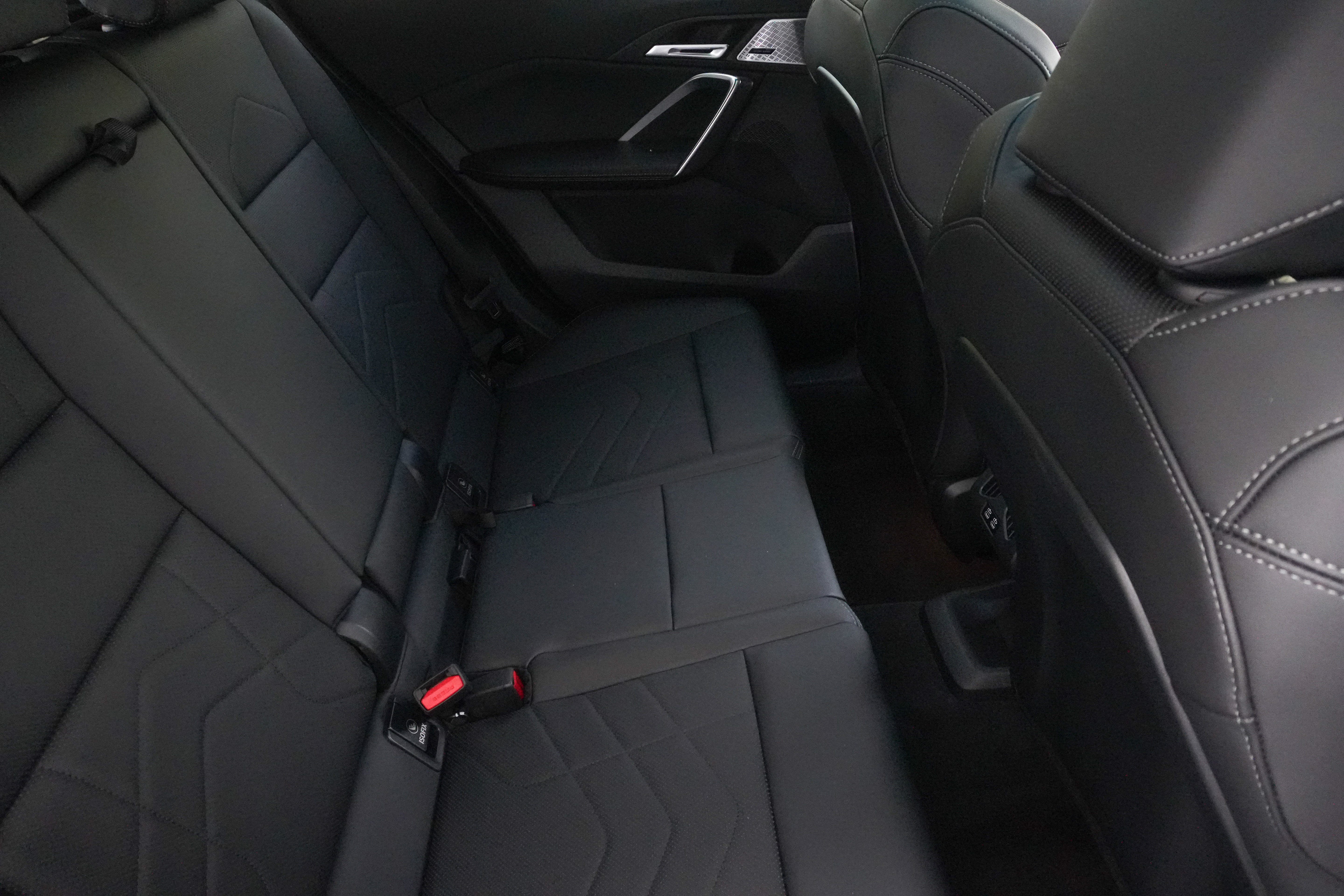 Certified 2025 BMW X2 M35i AWD/4WD image 39