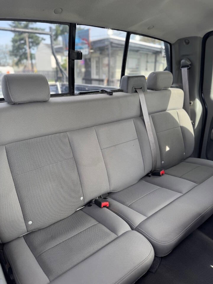 Used 2005 Ford F150 XLT AWD/4WD image 7
