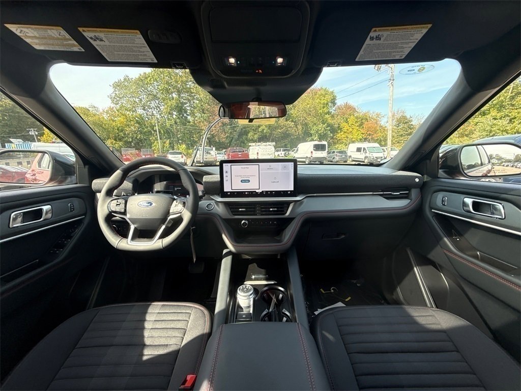 New 2025 Ford Explorer ST-Line image 15