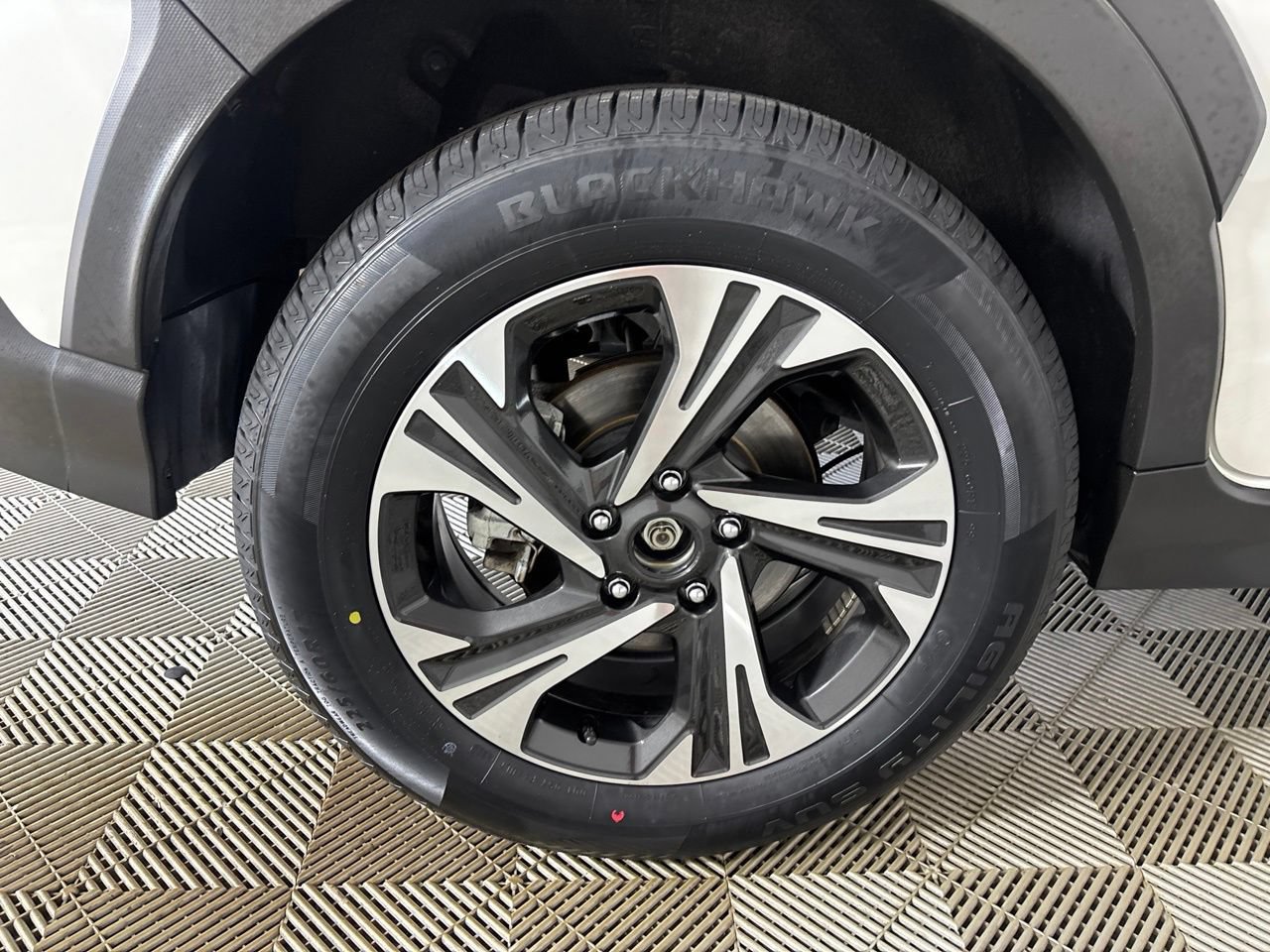 Used 2025 Subaru Crosstrek 2.5i Premium AWD/4WD image 33