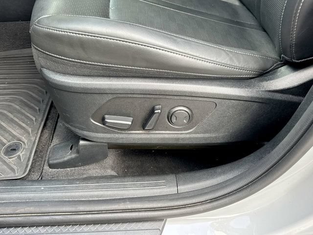 Used 2024 Kia Sorento S FWD image 17