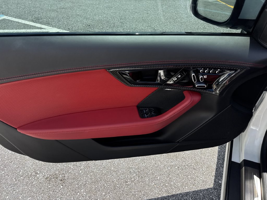 Used 2023 Jaguar F-TYPE Coupe RWD image 37
