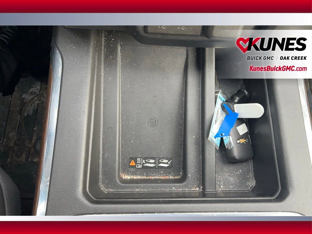 Used 2022 Chevrolet Silverado 1500 High Country w/ Technology Package image 21