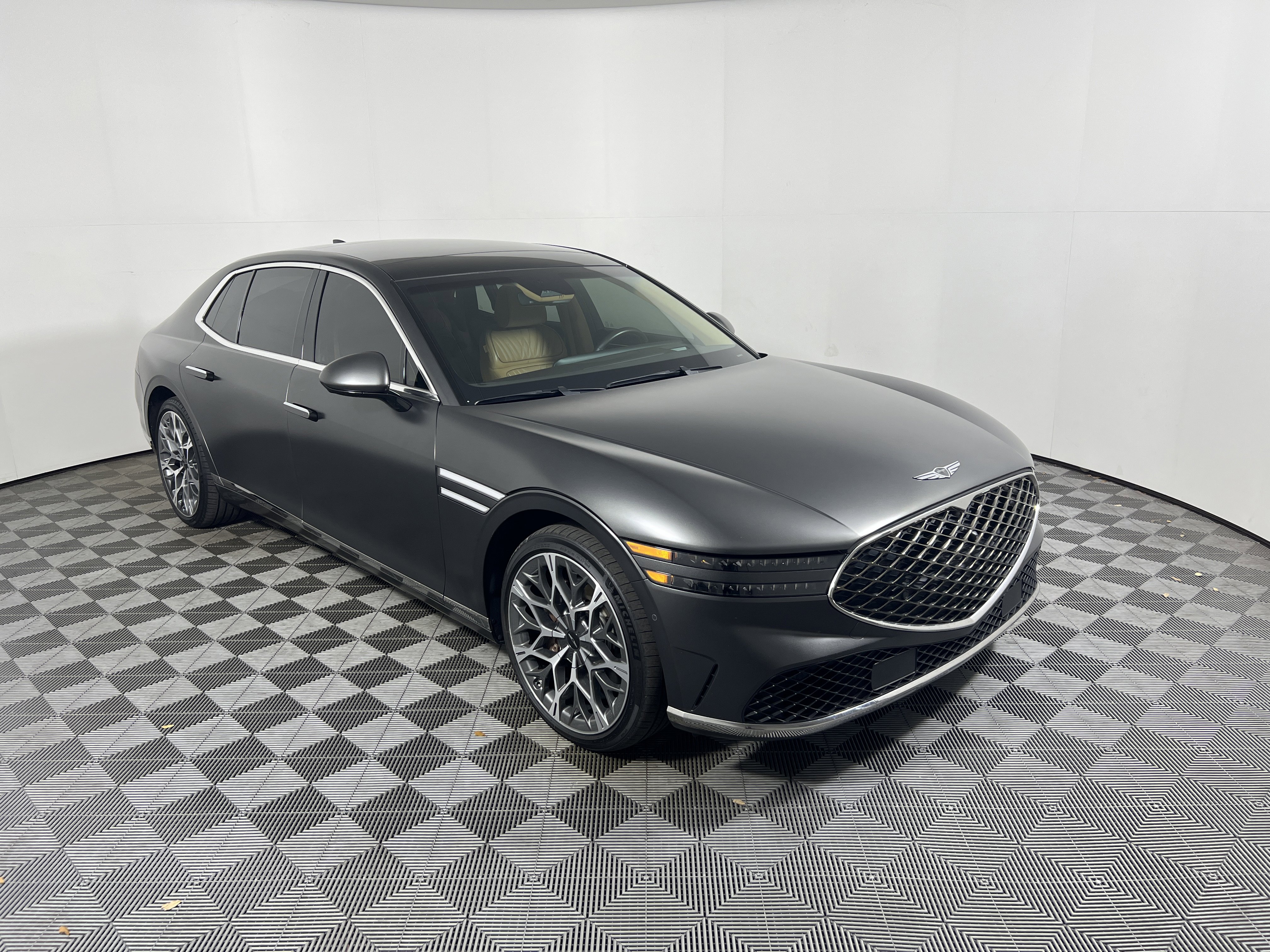 Used 2023 Genesis G90 3.5T AWD/4WD image 7