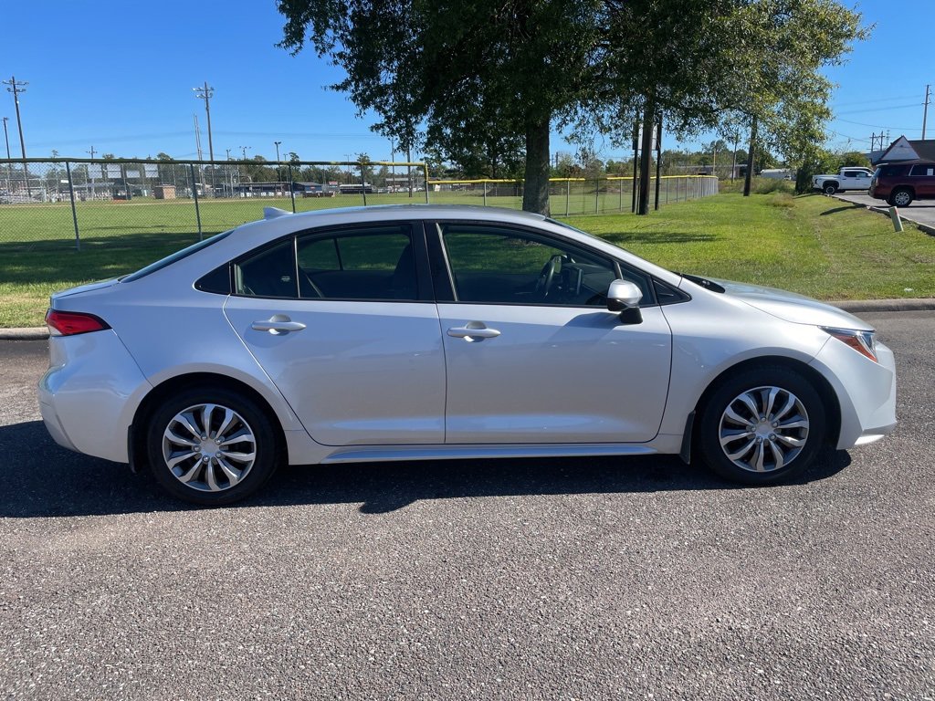 Used 2021 Toyota Corolla LE image 8
