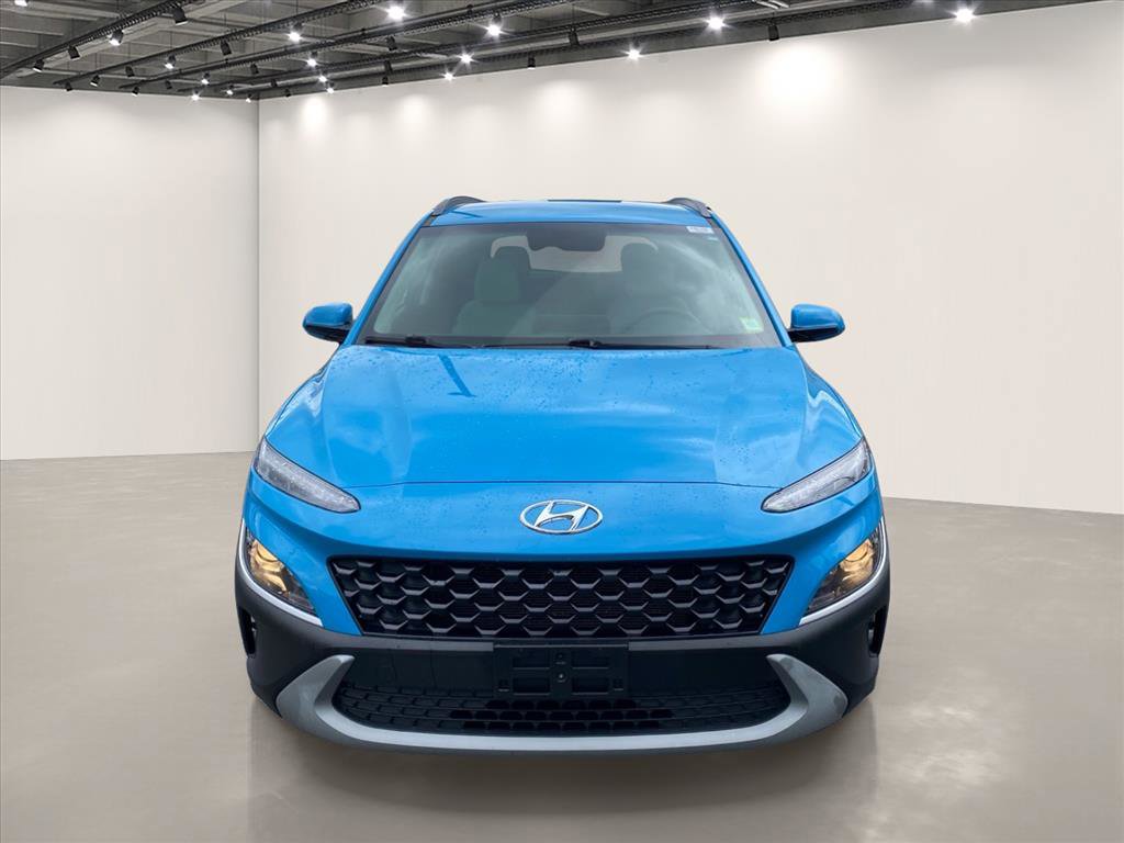 Used 2022 Hyundai Kona SEL w/ Cargo Package AWD/4WD image 2