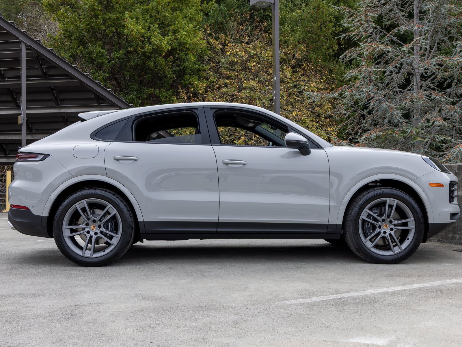 New 2026 Porsche Cayenne Coupe image 12