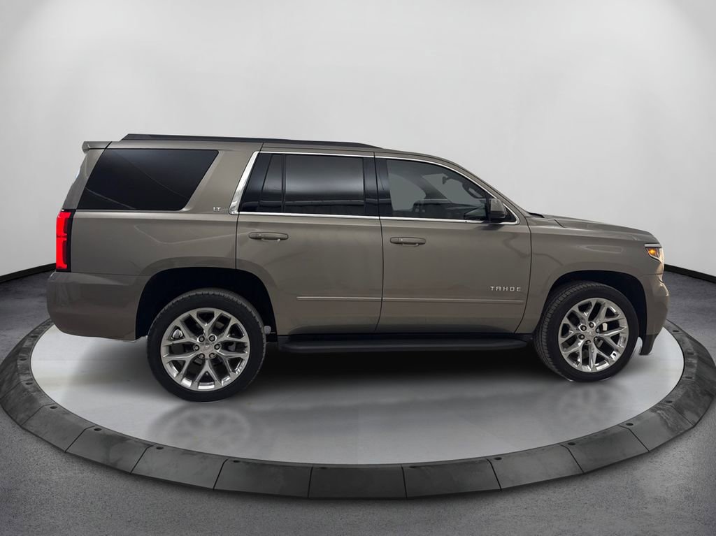 Used 2019 Chevrolet Tahoe LT w/ Luxury Package RWD image 4