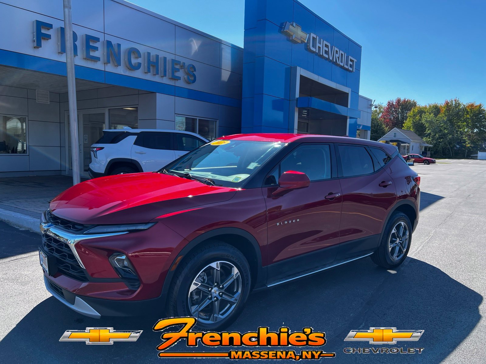 Used 2025 Chevrolet Blazer LT w/ LPO, Floor Liner Package AWD/4WD image 1