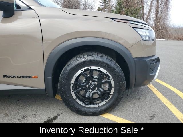 Certified 2024 Nissan Pathfinder Rock Creek image 9