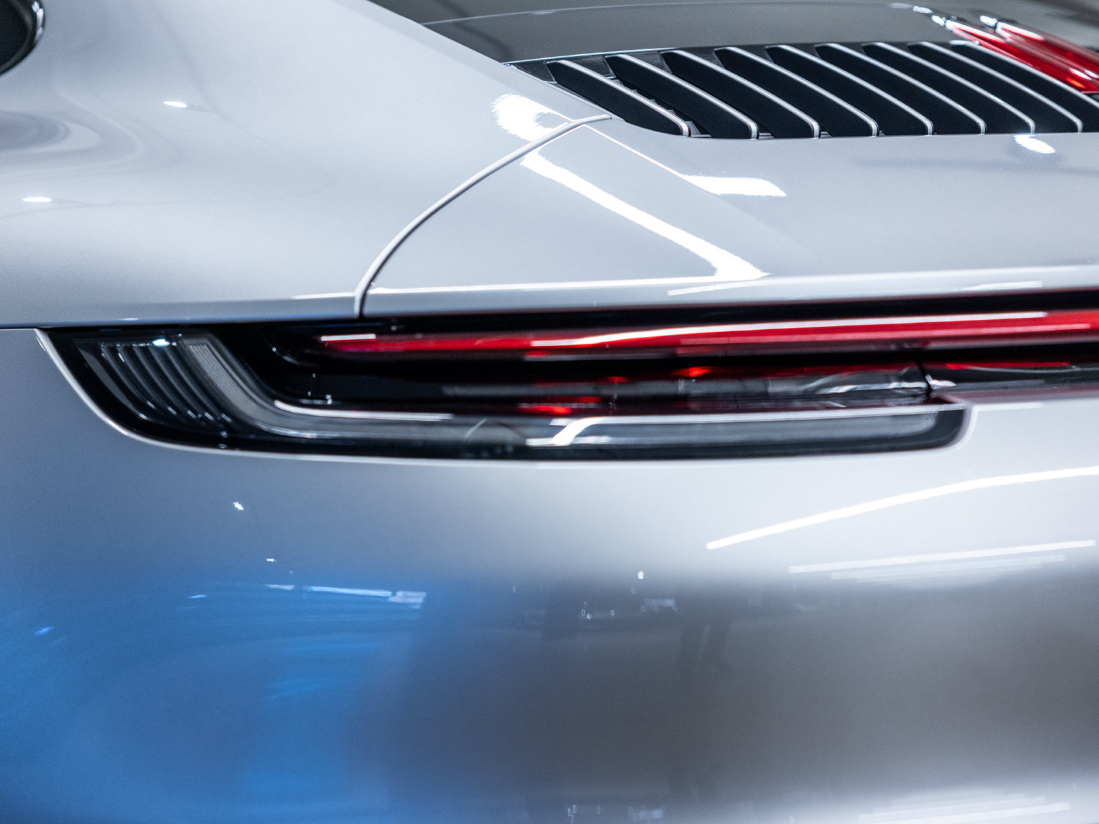 Certified 2024 Porsche 911 Carrera 4S AWD/4WD image 25