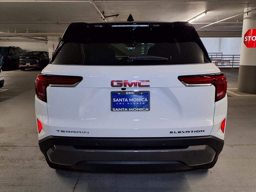 Used 2026 GMC Terrain Elevation w/ Technology Package II image 9