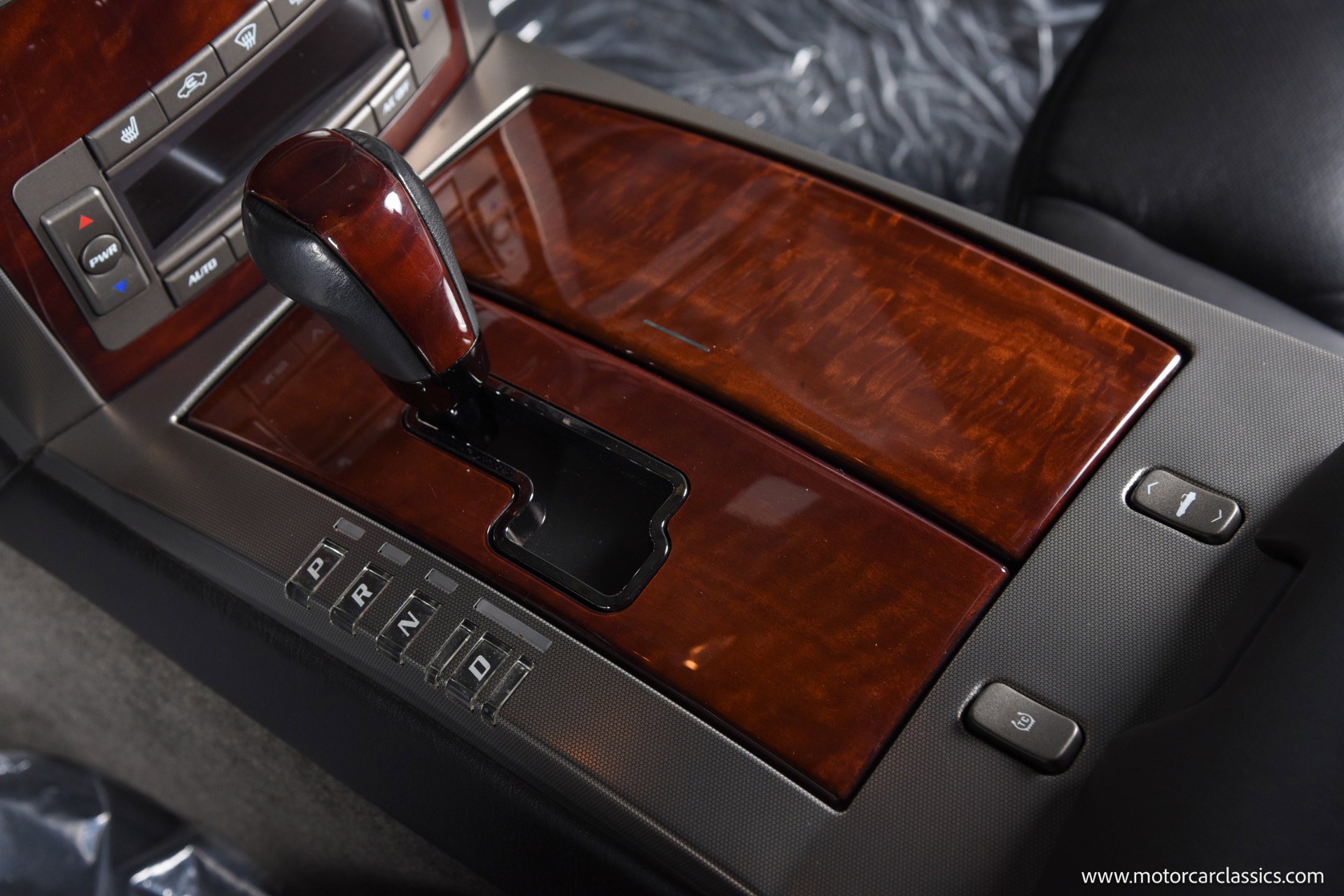 Used 2006 Cadillac XLR image 36