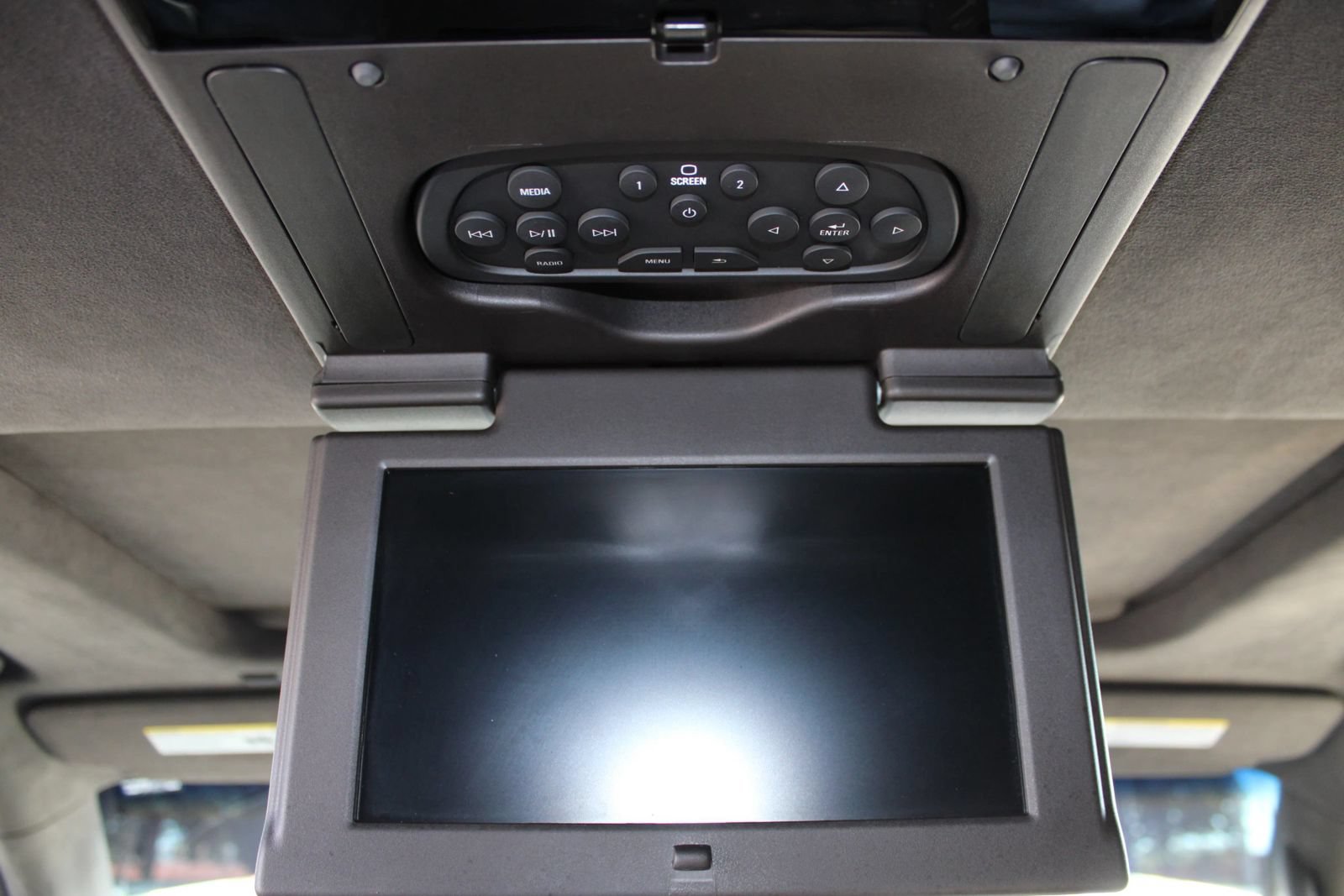 Used 2016 Cadillac Escalade Platinum AWD/4WD image 19