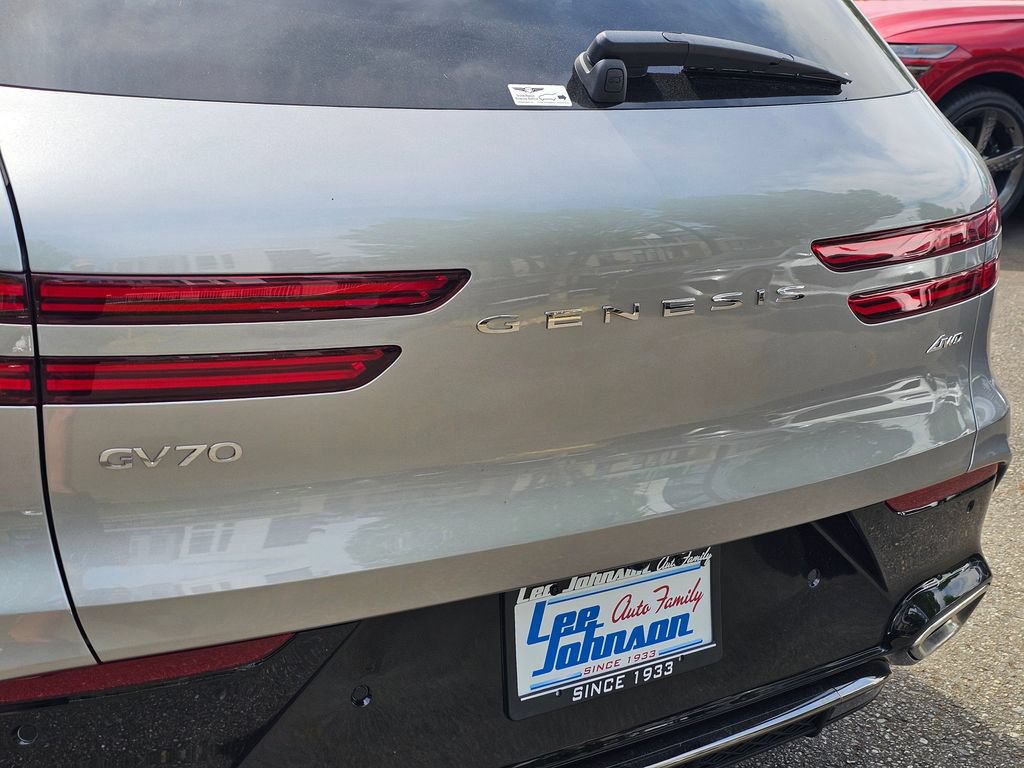 New 2026 Genesis GV70 2.5T Sport Prestige AWD/4WD image 24