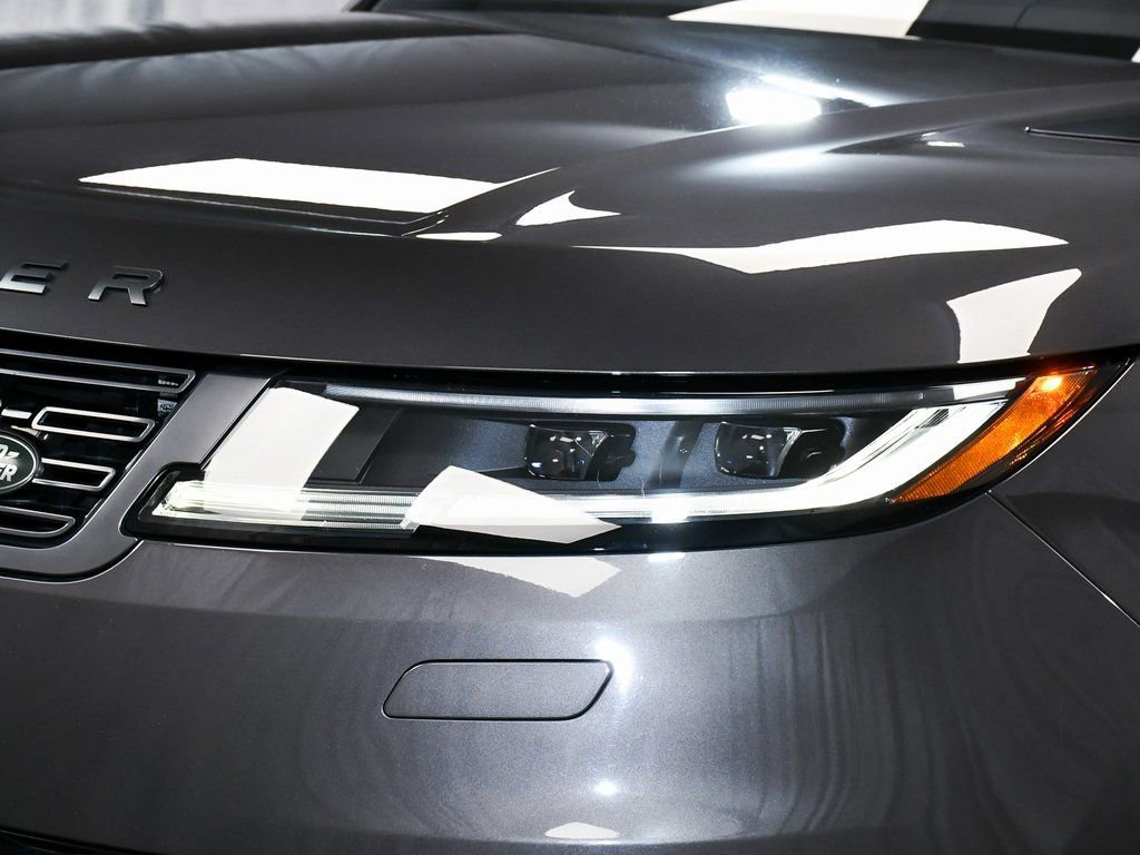 Used 2023 Land Rover Range Rover Sport SE Dynamic image 82