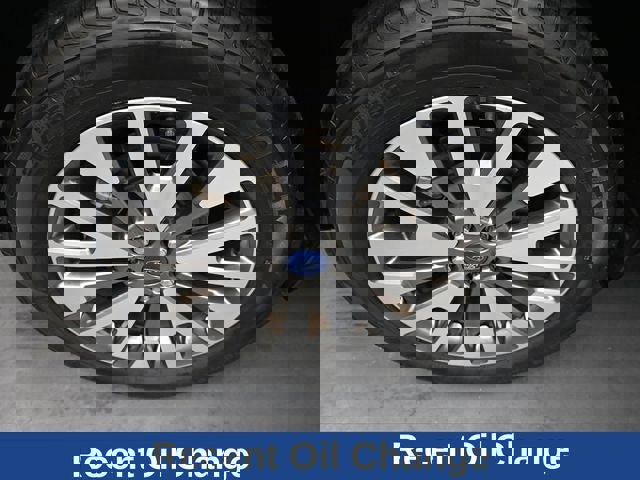 Used 2022 Ford Escape Titanium w/ Class II Trailer Tow Package image 16