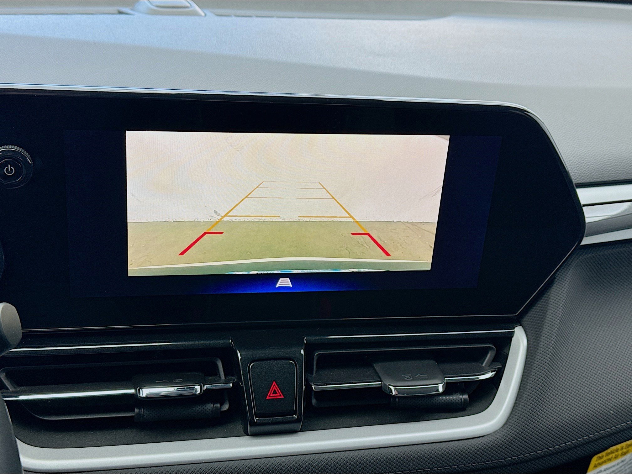 Used 2024 Chevrolet TrailBlazer LT w/ LT Cold Weather Package image 10