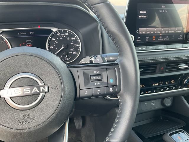 Used 2023 Nissan Rogue SV w/ SV Premium B Package image 21