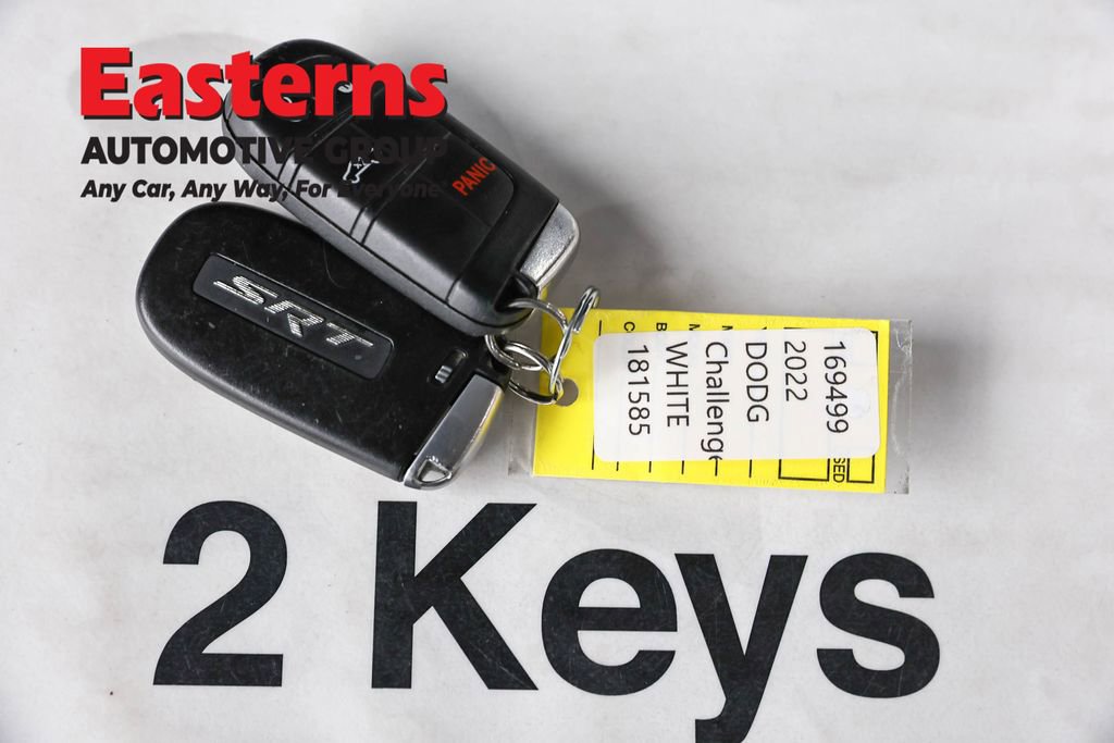 Used 2022 Dodge Challenger SXT image 23