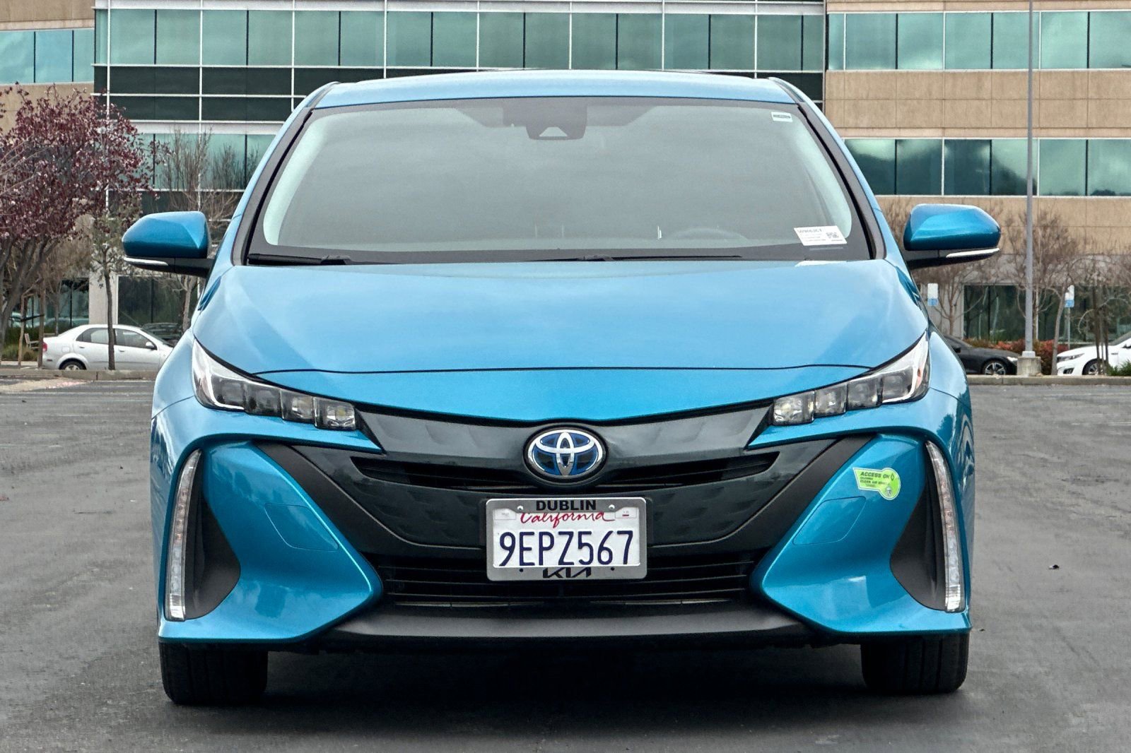 Used 2022 Toyota Prius Prime XLE image 9