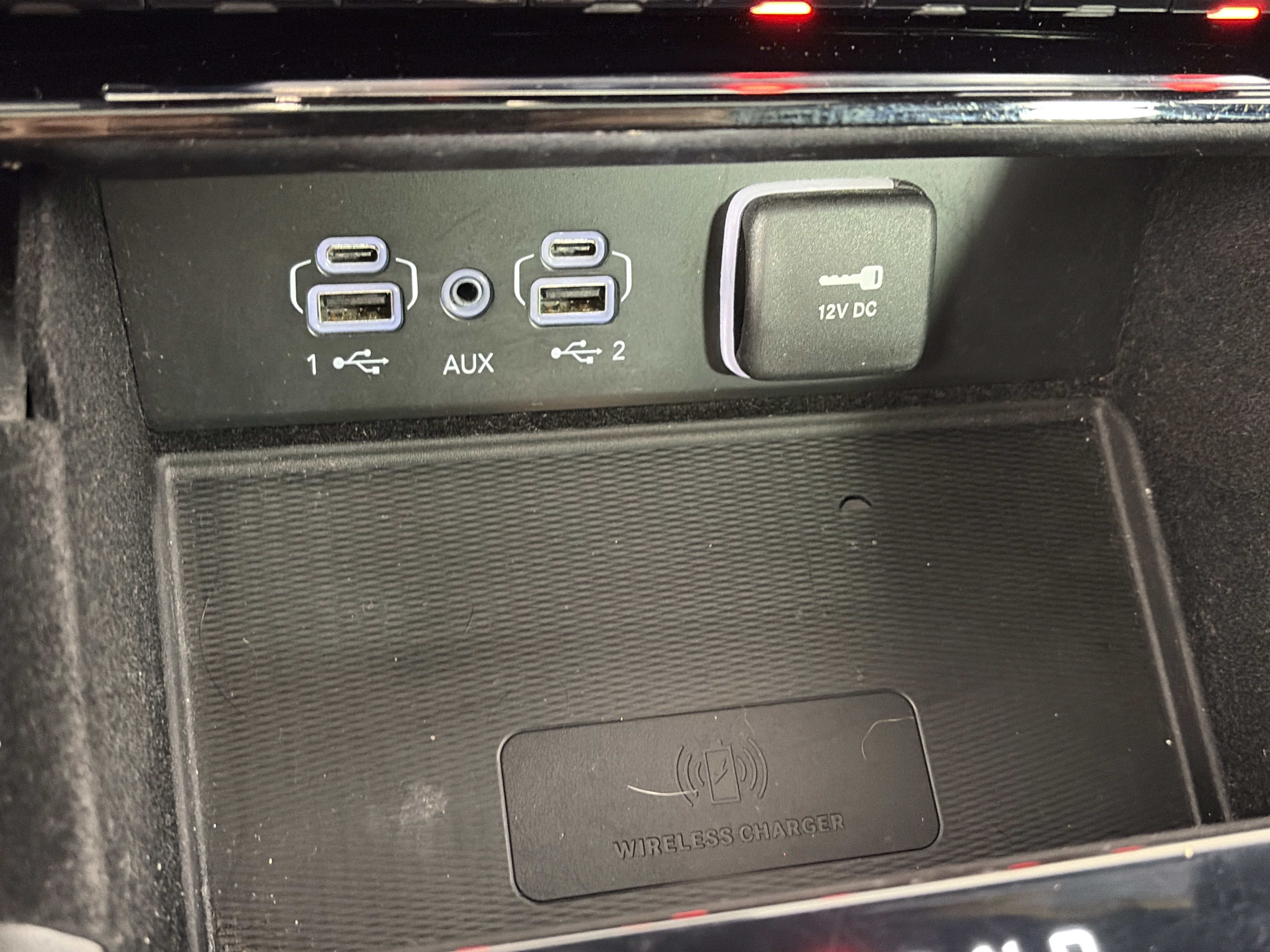 Used 2022 Jeep Grand Cherokee Altitude AWD/4WD image 26