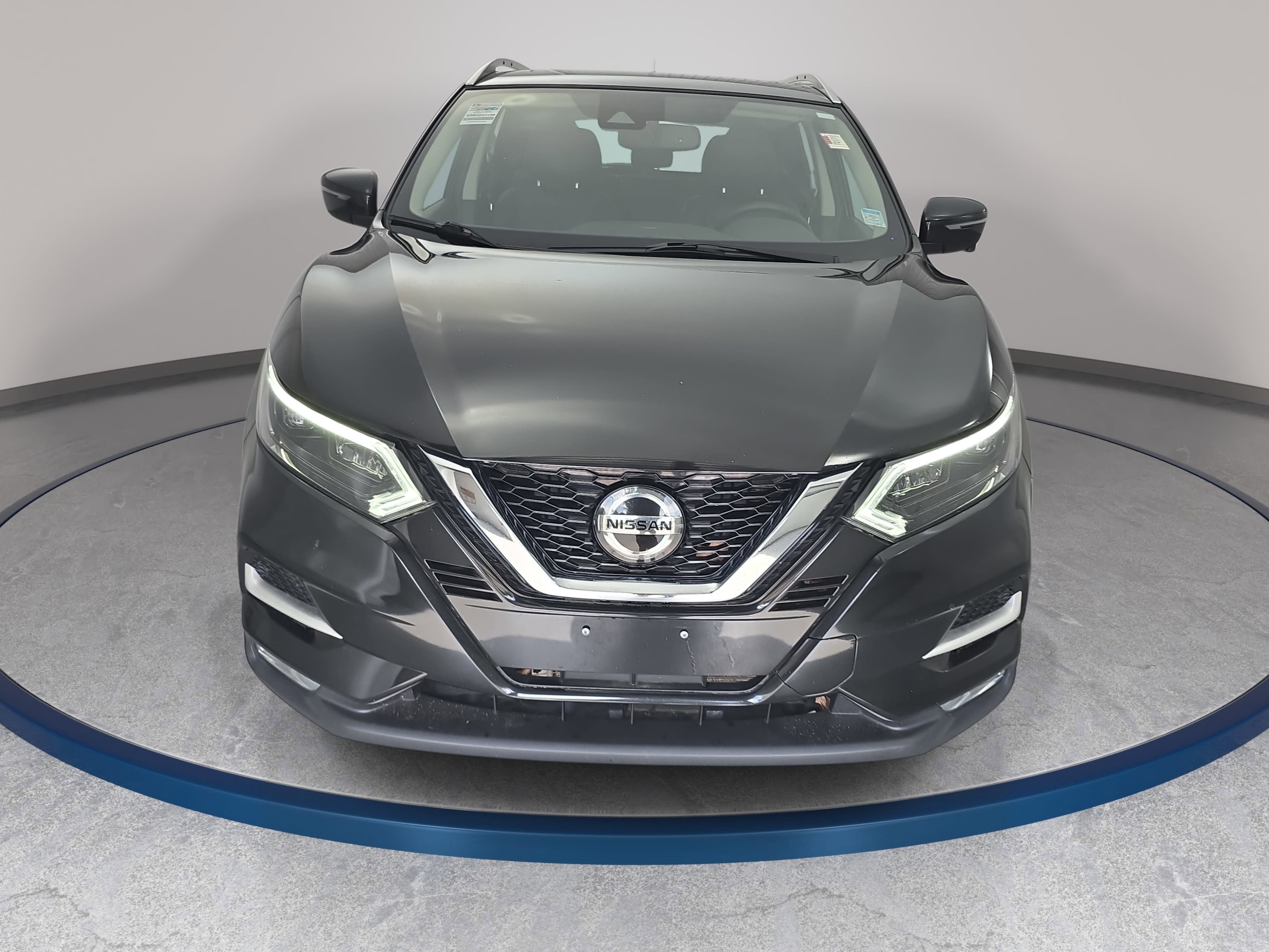 Certified 2022 Nissan Rogue Sport SL w/ Premium Package AWD/4WD image 2