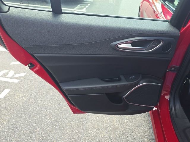 Used 2019 Alfa Romeo Giulia AWD w/ Nero Edizione image 14