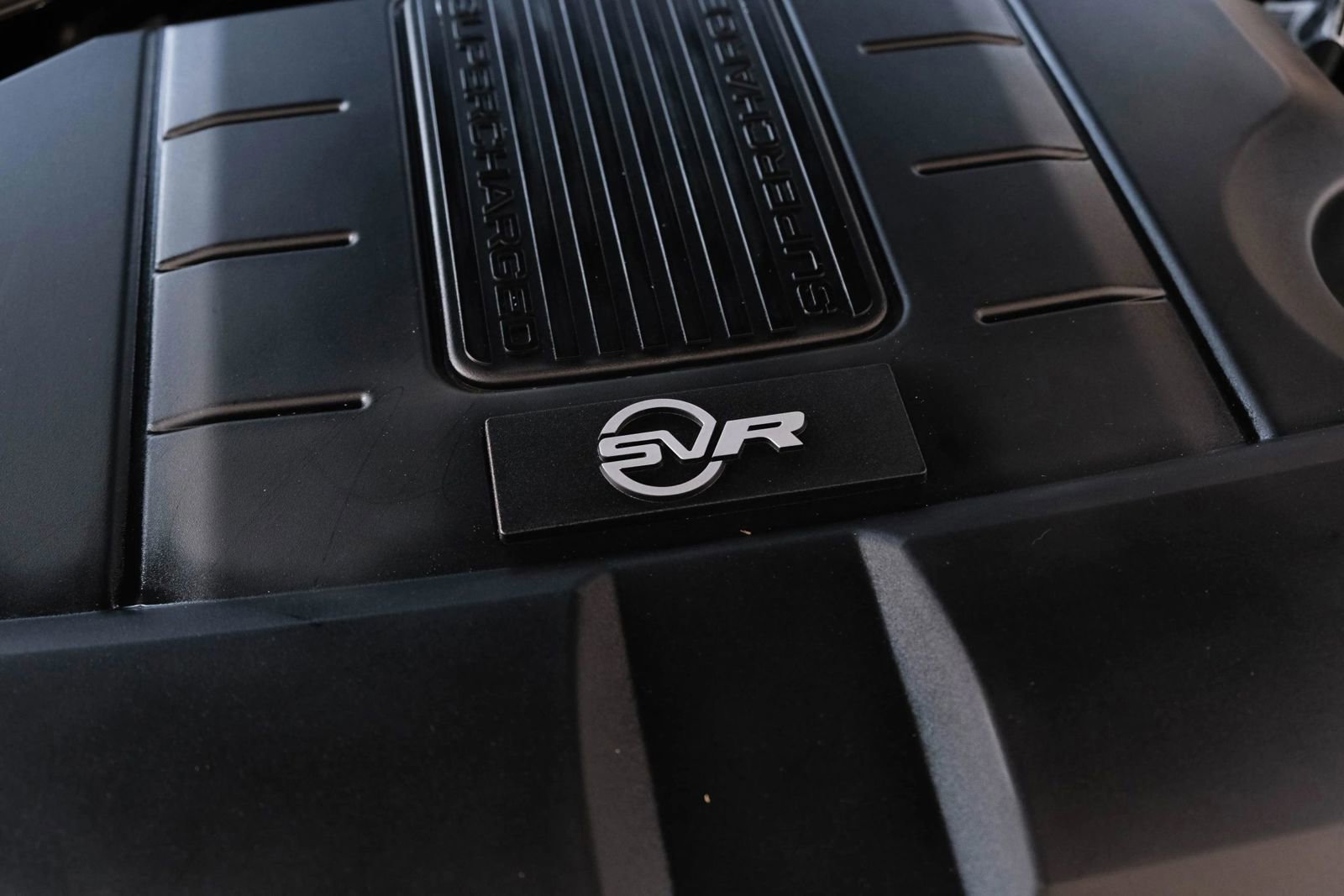 Used 2017 Land Rover Range Rover Sport SVR image 19