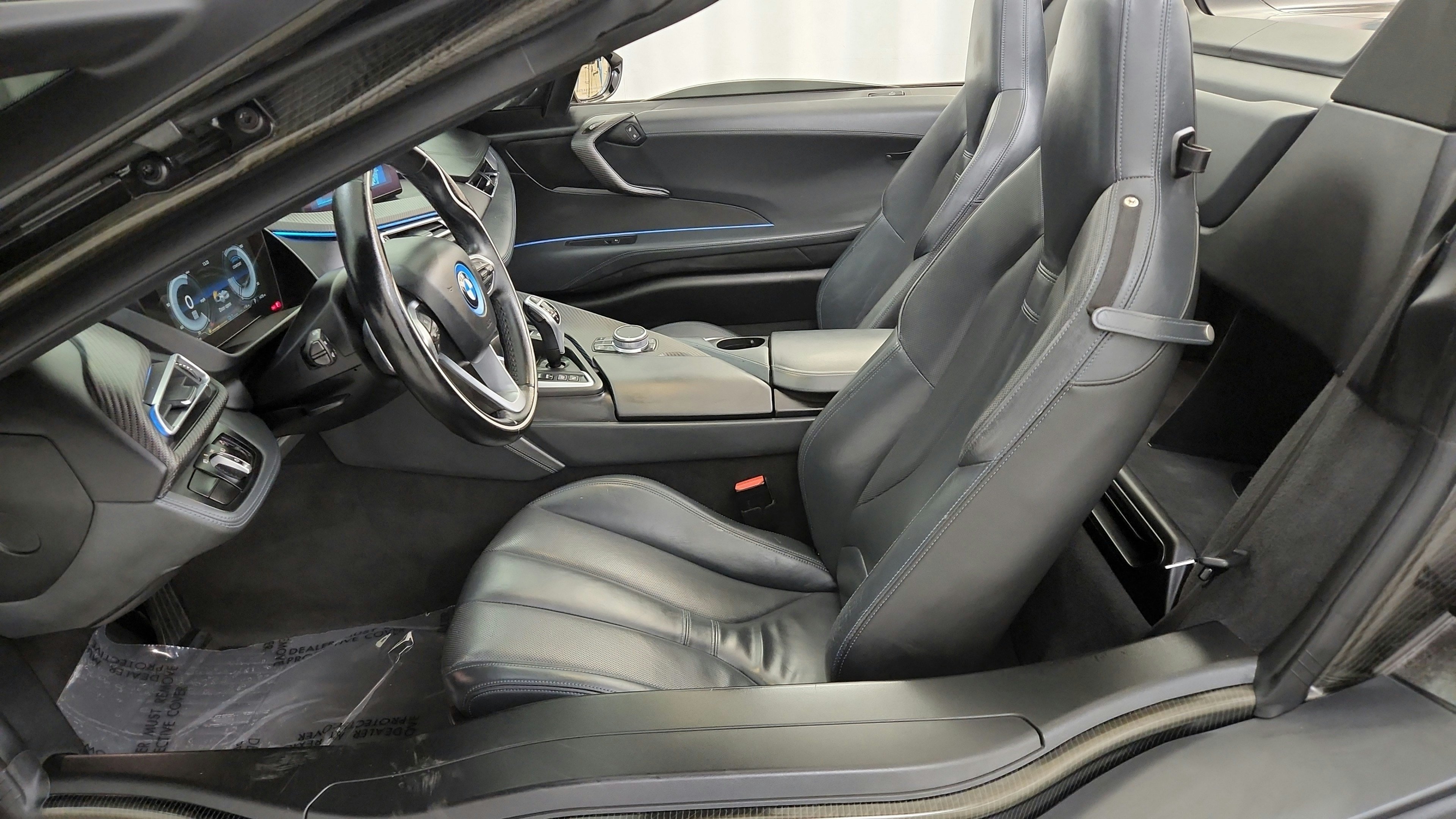Used 2019 BMW i8 Roadster AWD/4WD image 18