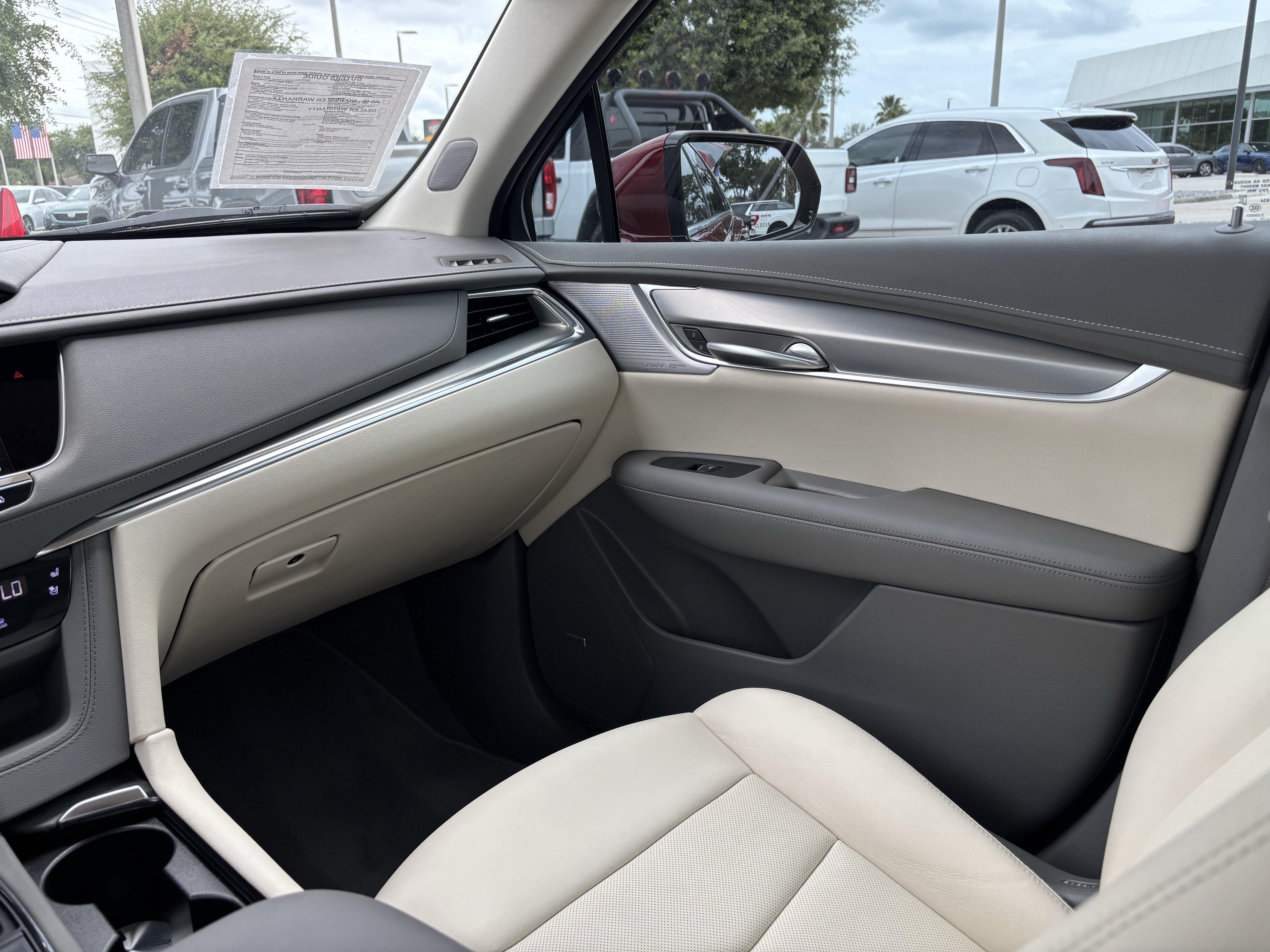 Certified 2024 Cadillac XT5 Premium Luxury FWD image 33