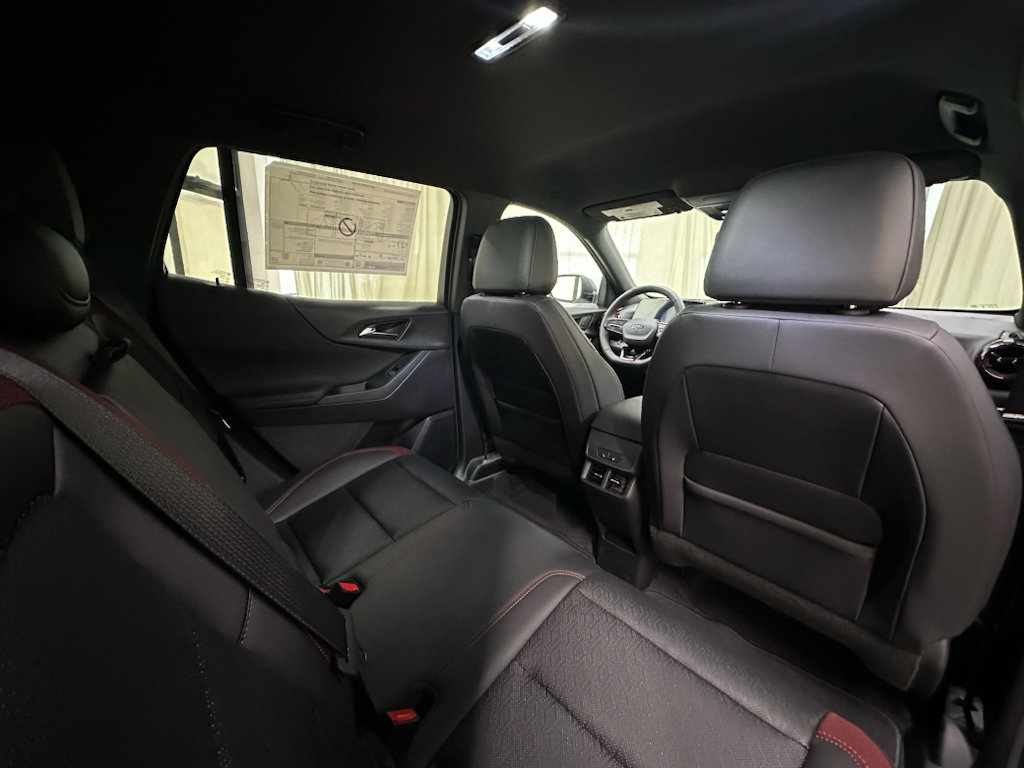 New 2027 Chevrolet Equinox RS w/ Convenience Package III FWD image 20