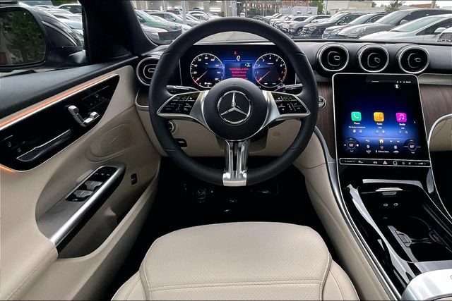 Used 2026 Mercedes-Benz C 300 4MATIC Sedan image 4