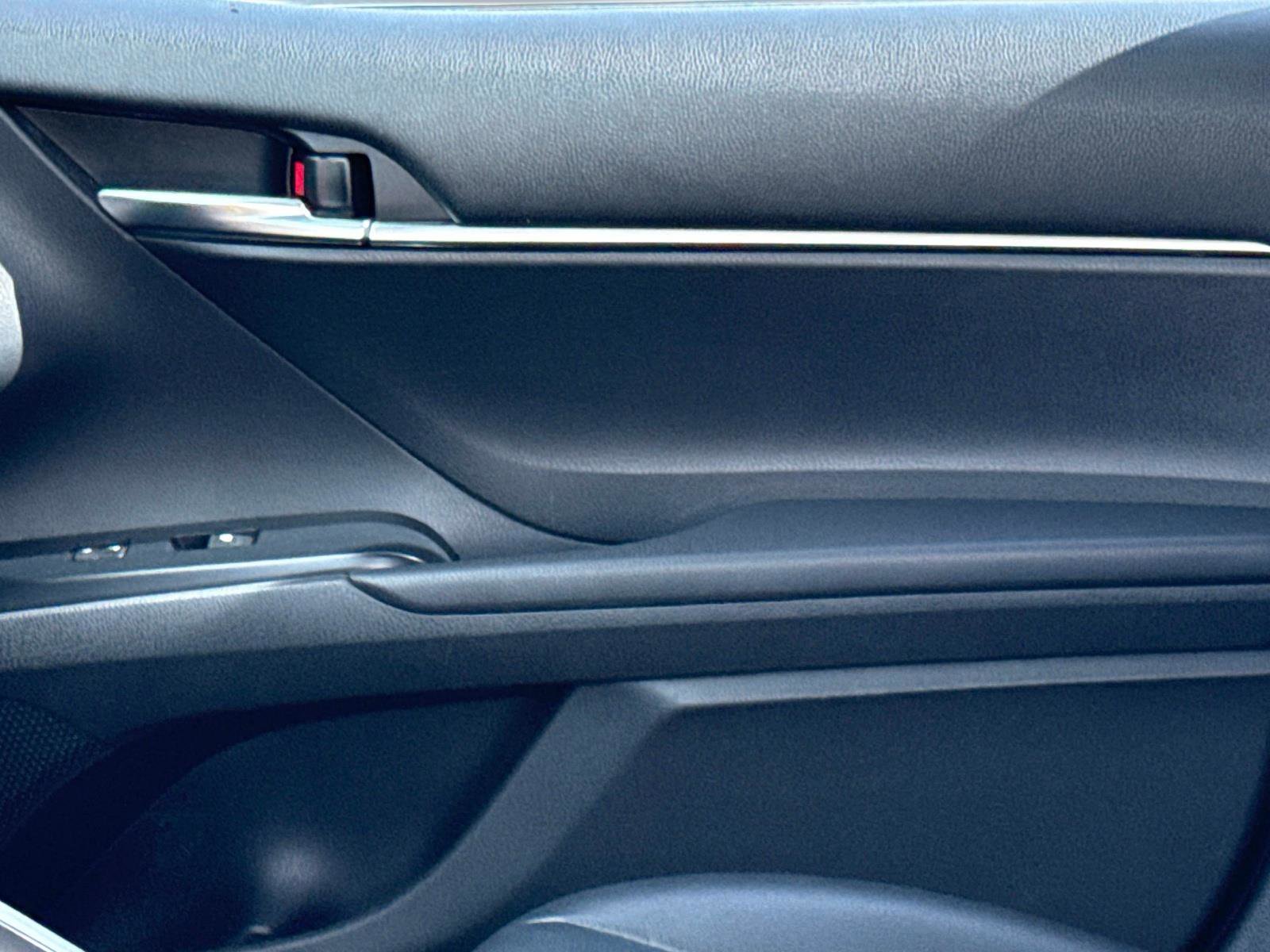 Used 2019 Toyota Camry SE image 20