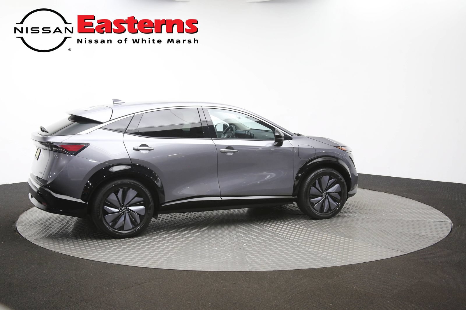 Used 2023 Nissan Ariya FWD image 43