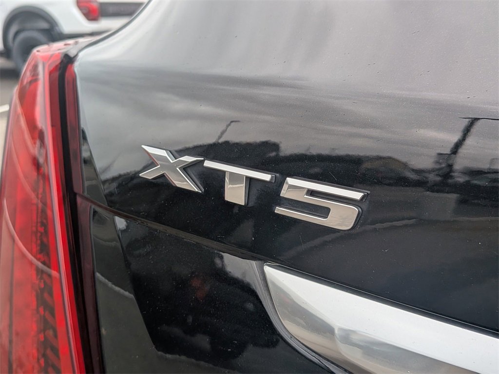 Used 2023 Cadillac XT5 Premium Luxury w/ Technology Package image 10