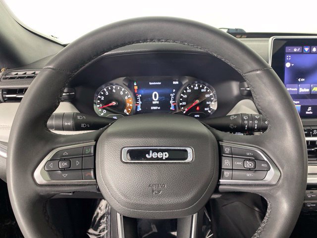 Used 2023 Jeep Compass Limited w/ Sun and Sound Group AWD/4WD image 25
