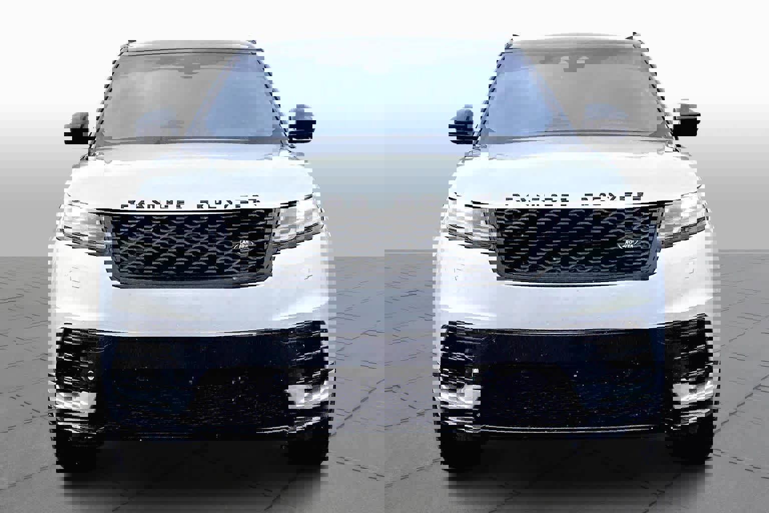 Used 2021 Land Rover Range Rover Velar R-Dynamic S image 3