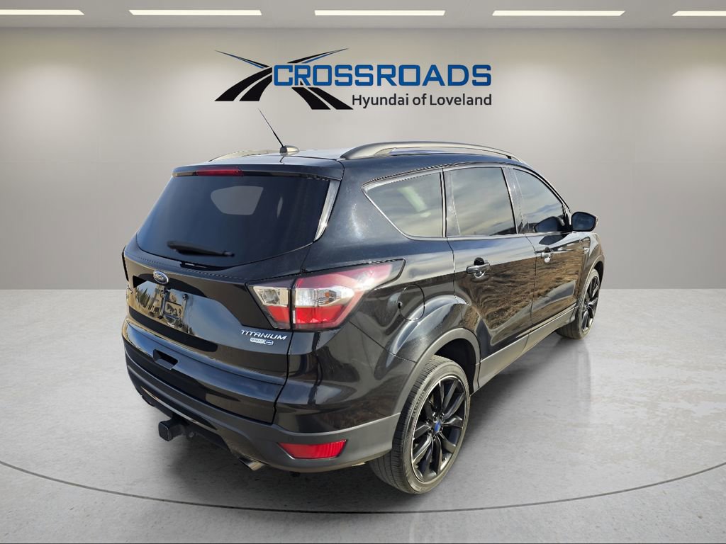 Used 2017 Ford Escape Titanium image 5