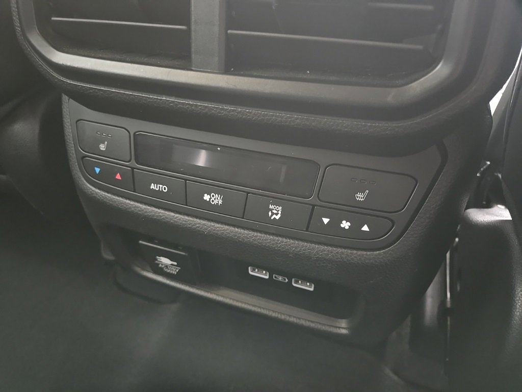 Used 2023 Honda Pilot Elite image 86