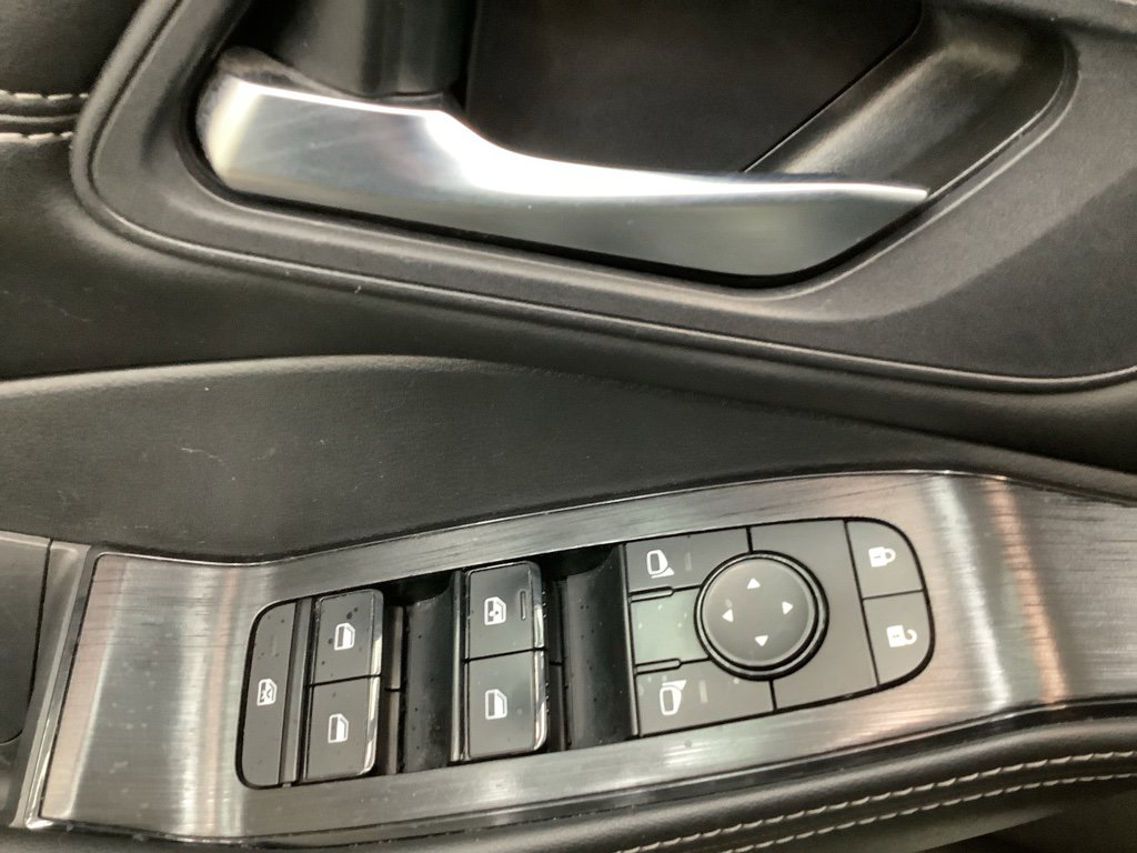 Used 2023 Nissan Rogue SV w/ SV Premium Package image 13