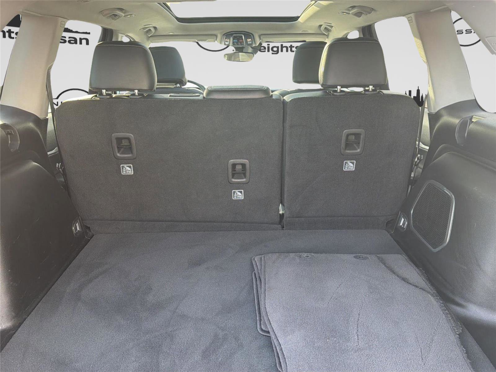 Used 2024 Jeep Grand Cherokee Limited 4xe image 12