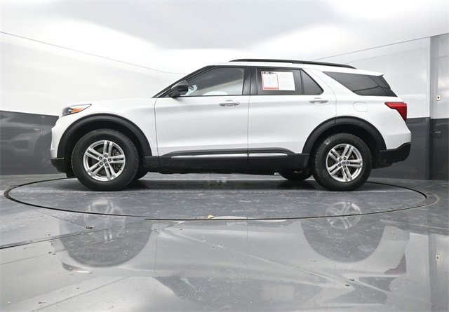 Used 2023 Ford Explorer XLT w/ Equipment Group 202A image 30