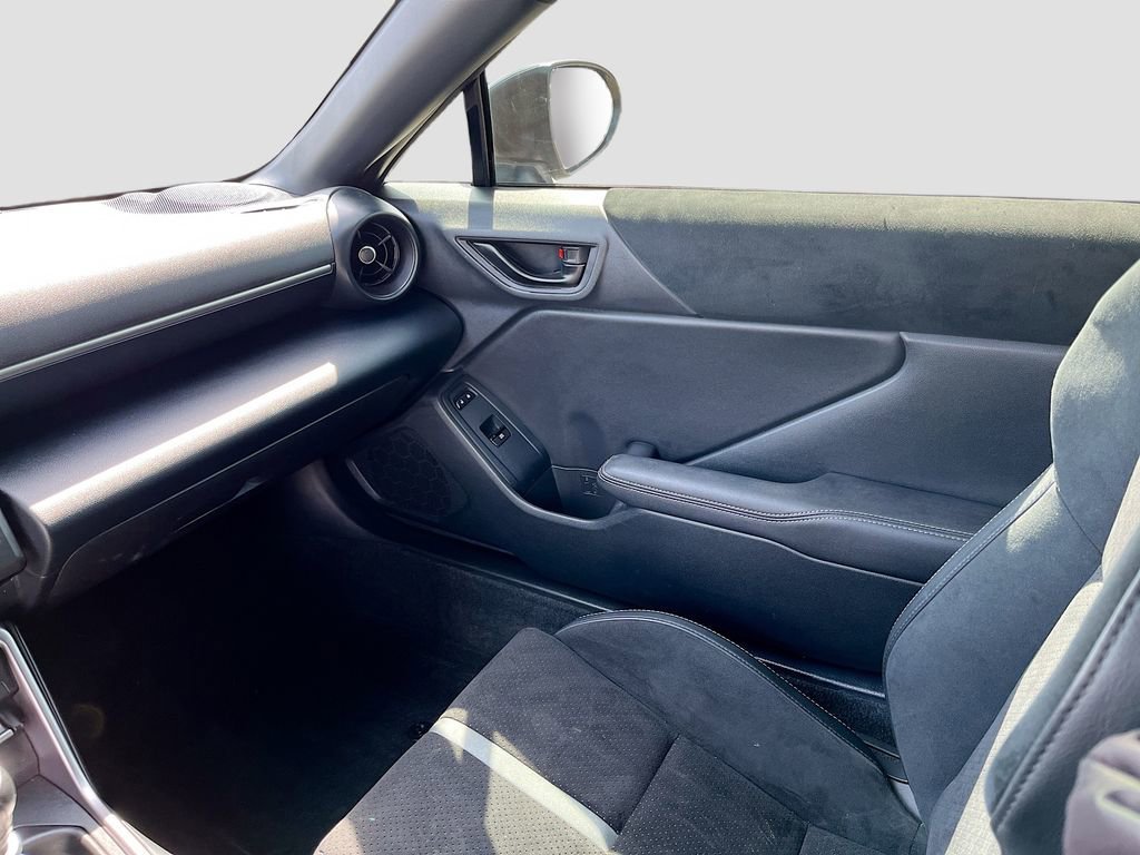 Used 2024 Toyota GR86 Premium image 23