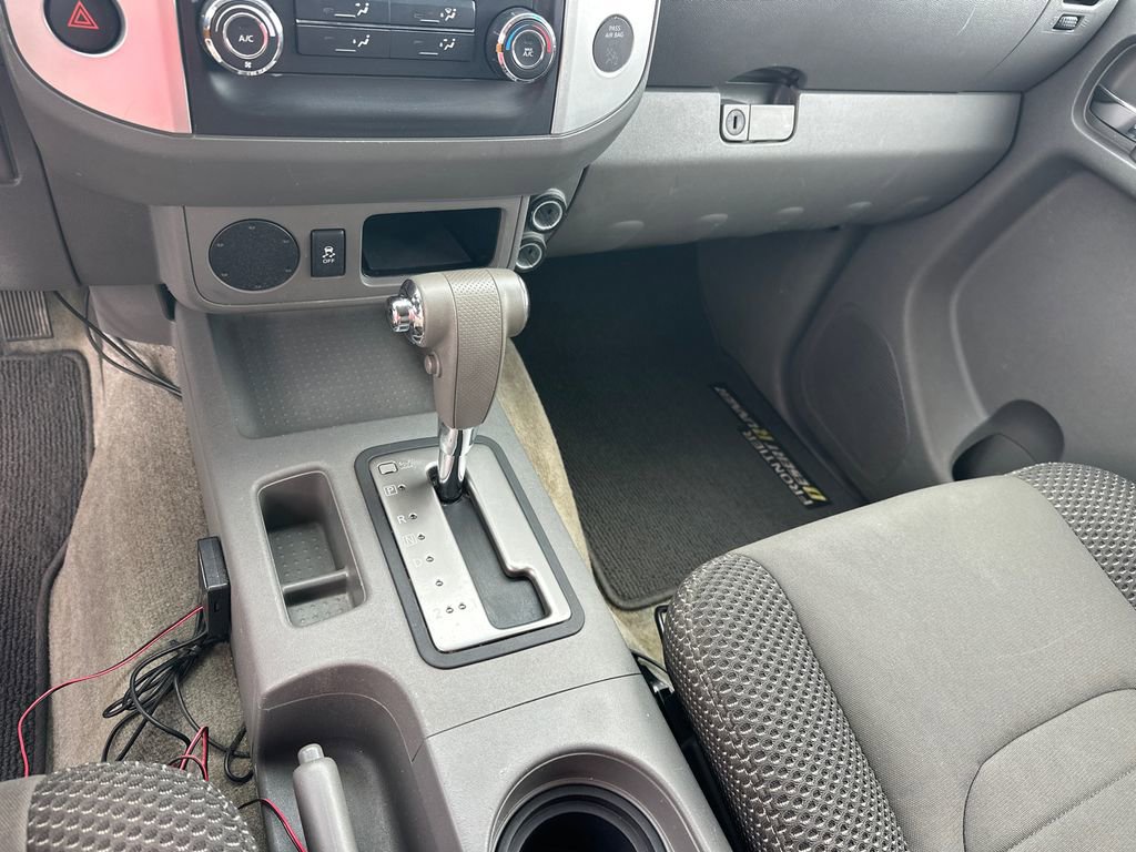 Used 2015 Nissan Frontier Desert Runner image 29