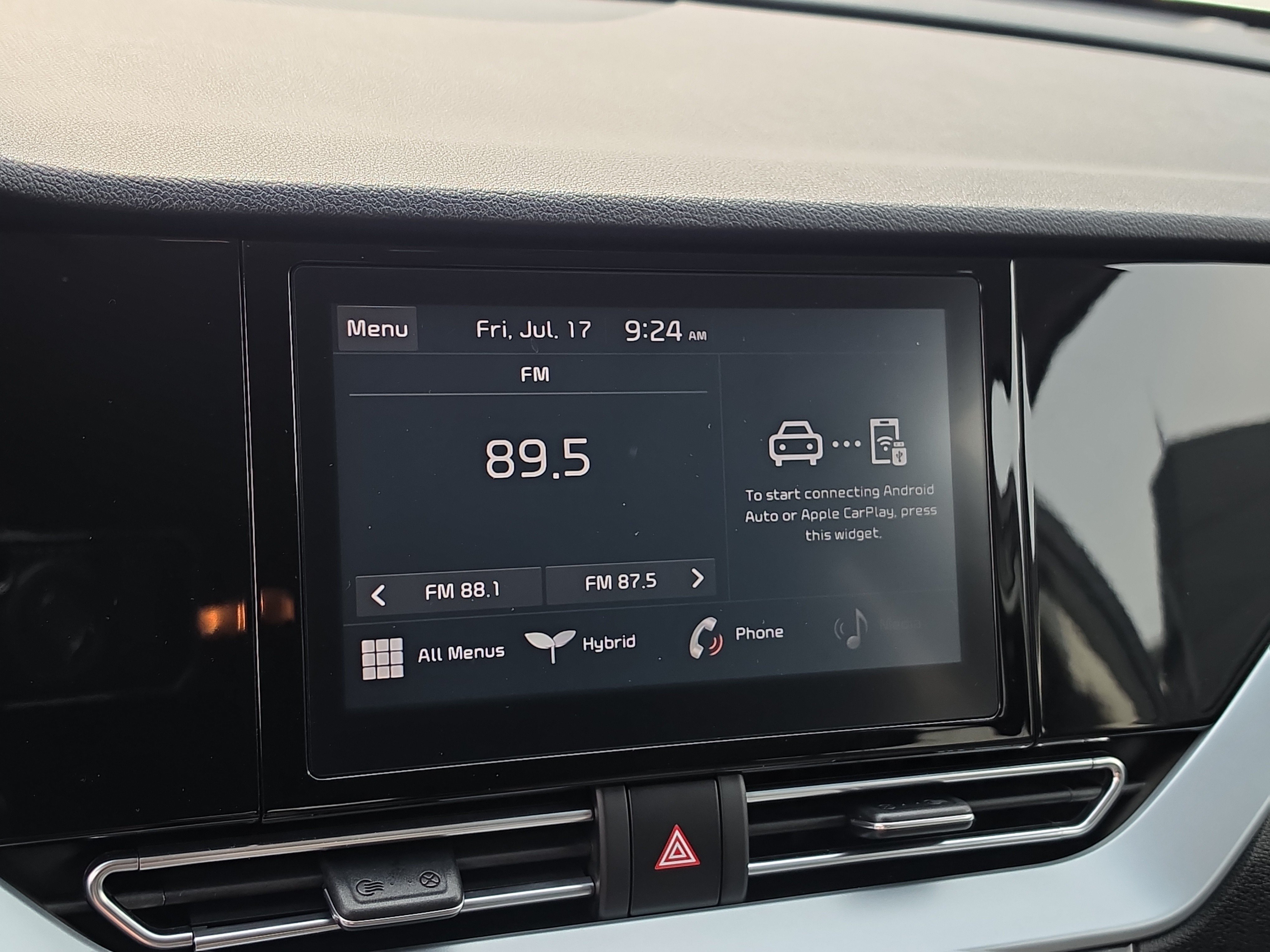 Certified 2022 Kia Niro LX FWD image 22