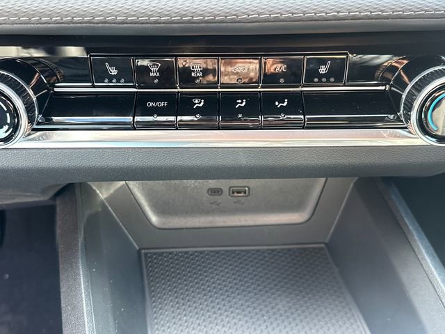 New 2026 Chevrolet Equinox LT w/ LPO, Floor Liner Package image 26