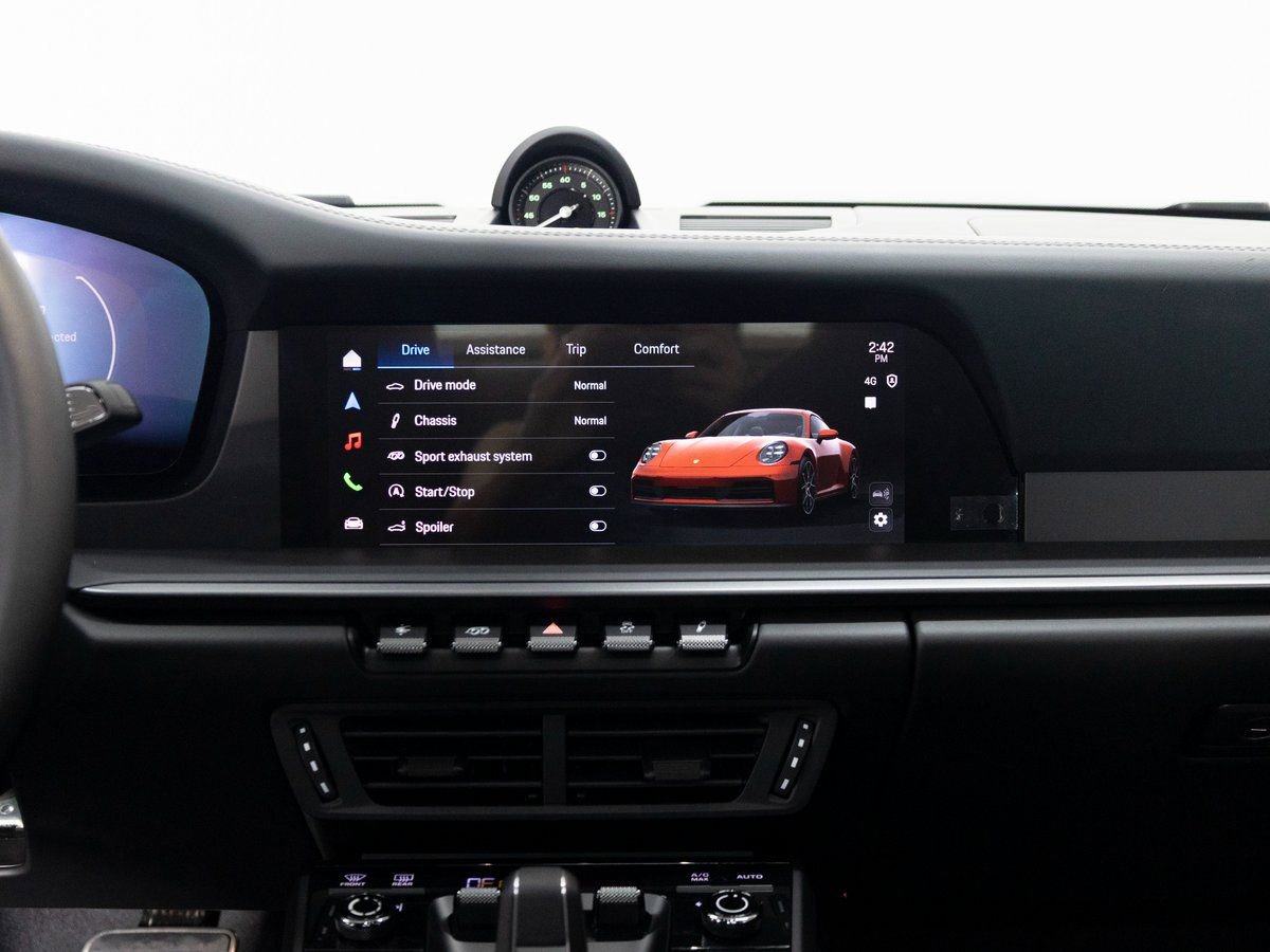 New 2026 Porsche 911 Carrera 4S image 14