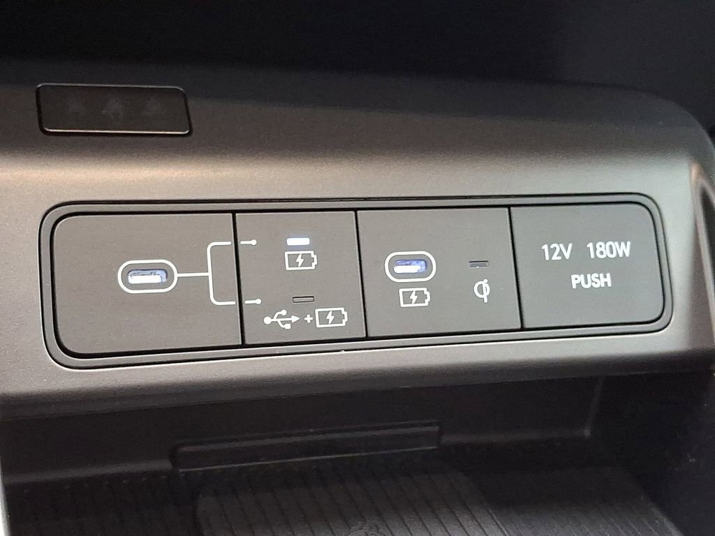 Used 2026 Hyundai Kona Limited image 26