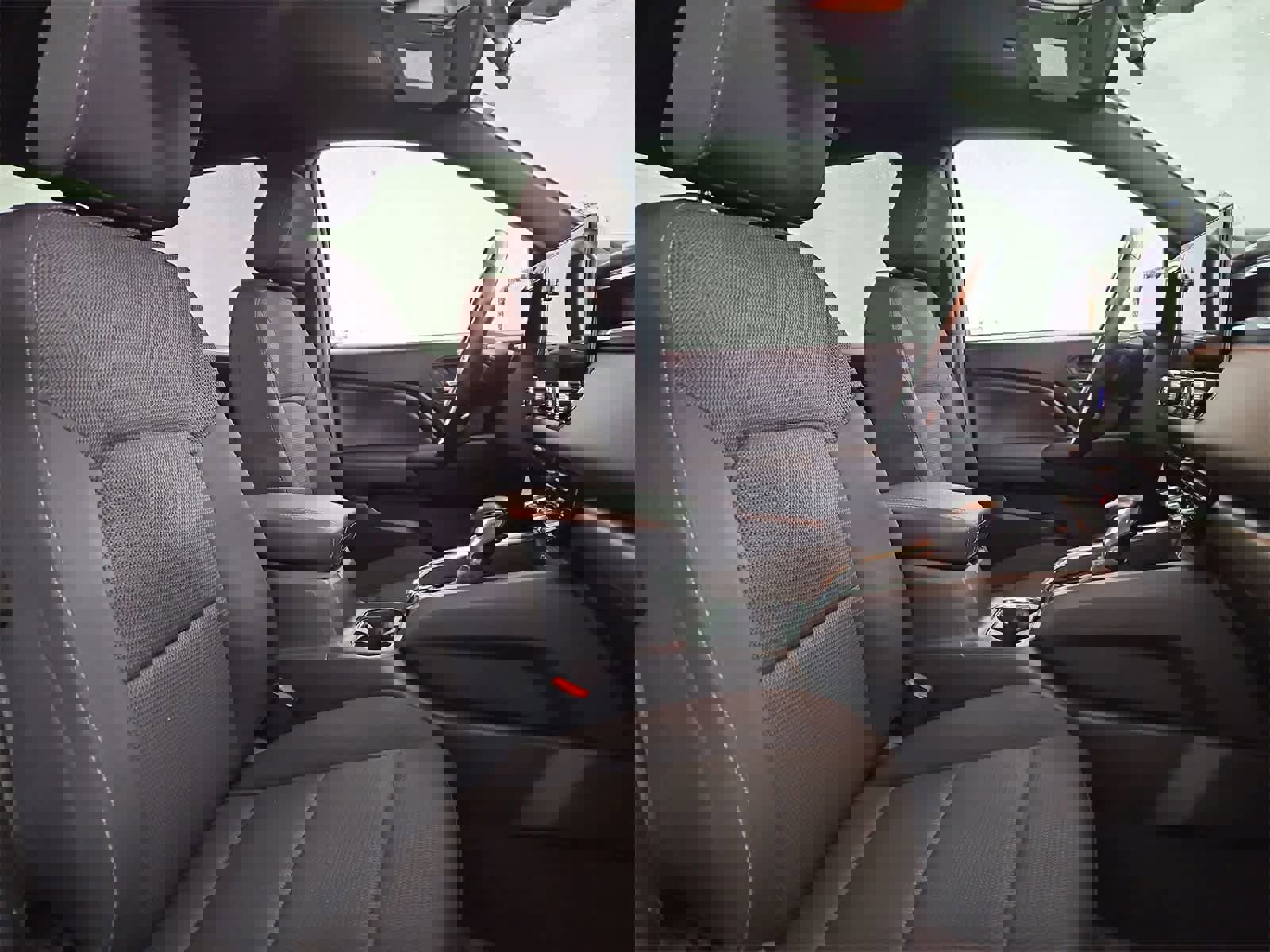 Used 2024 GMC Canyon Elevation image 21